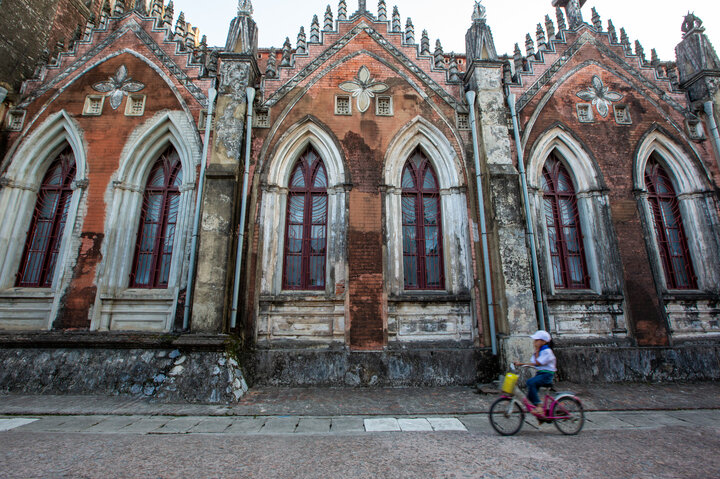 nha-tho-so-kien-ha-nam