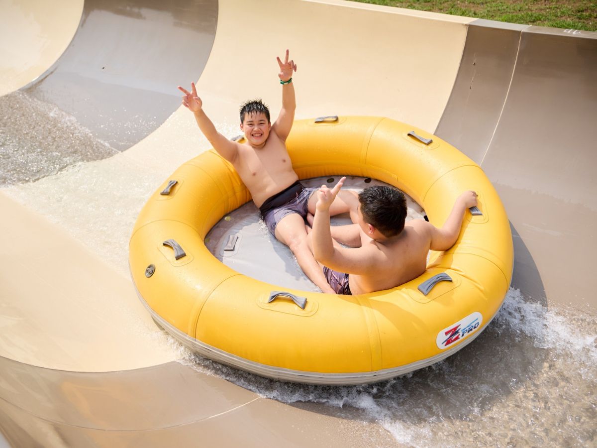 Du khách đừng quên ghé chơi ở Sun World Ha Nam ban ngày để có cho mình một ngày vui chơi trọn vẹn.