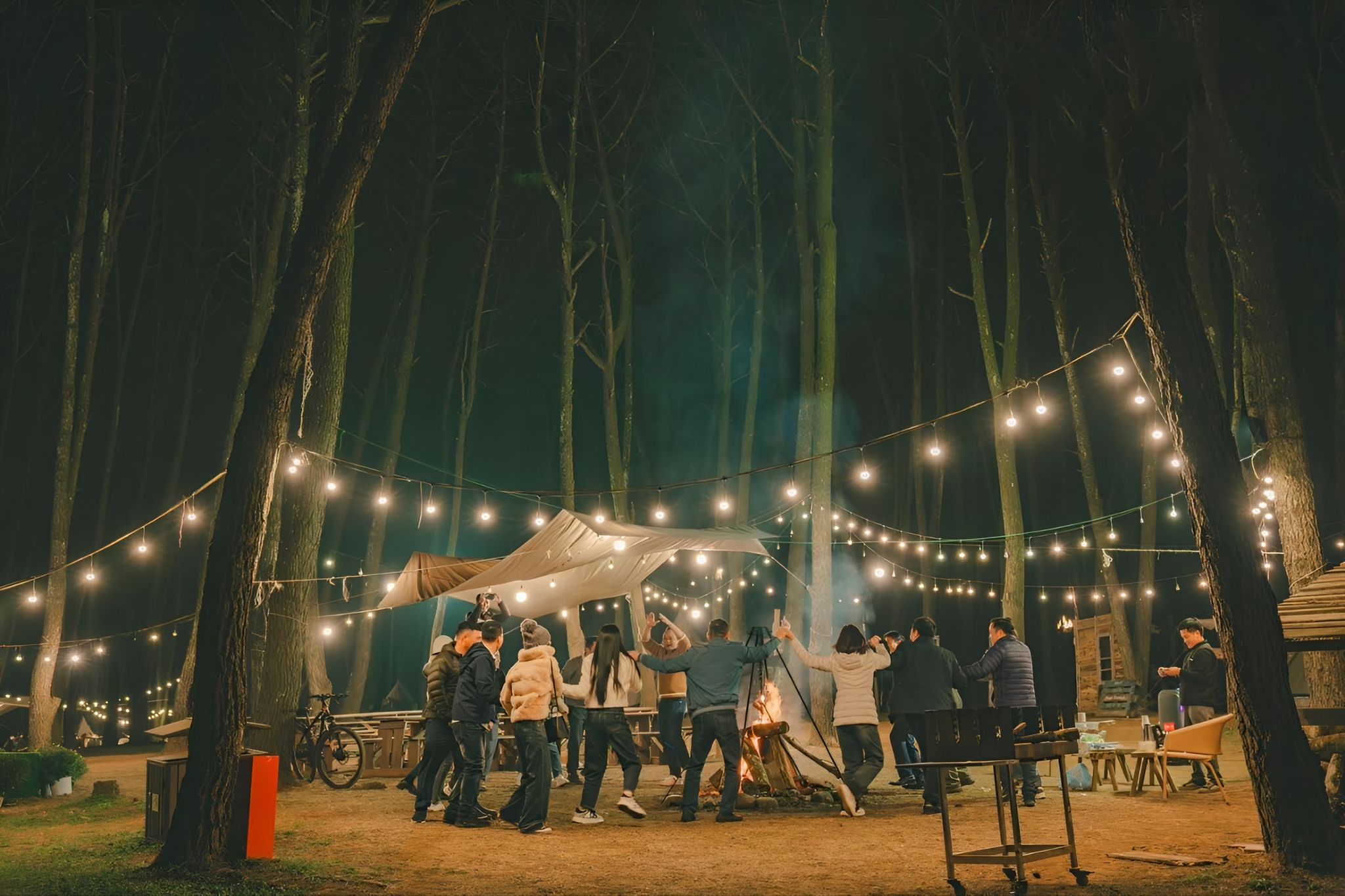 Picnic ngoài trời cần chú ý thời tiết và an toàn.