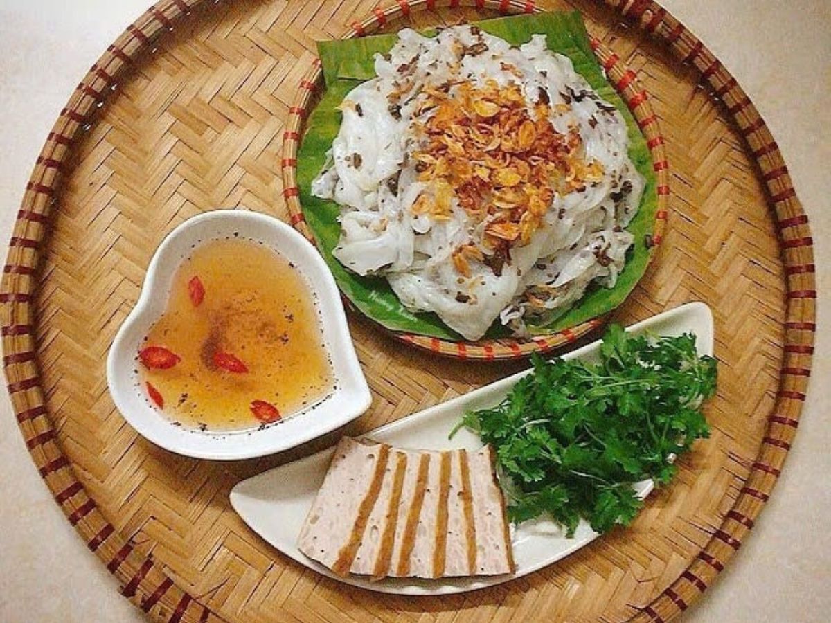Bánh cuốn làng Kênh là dấu ấn ẩm thực truyền thống Nam Định.