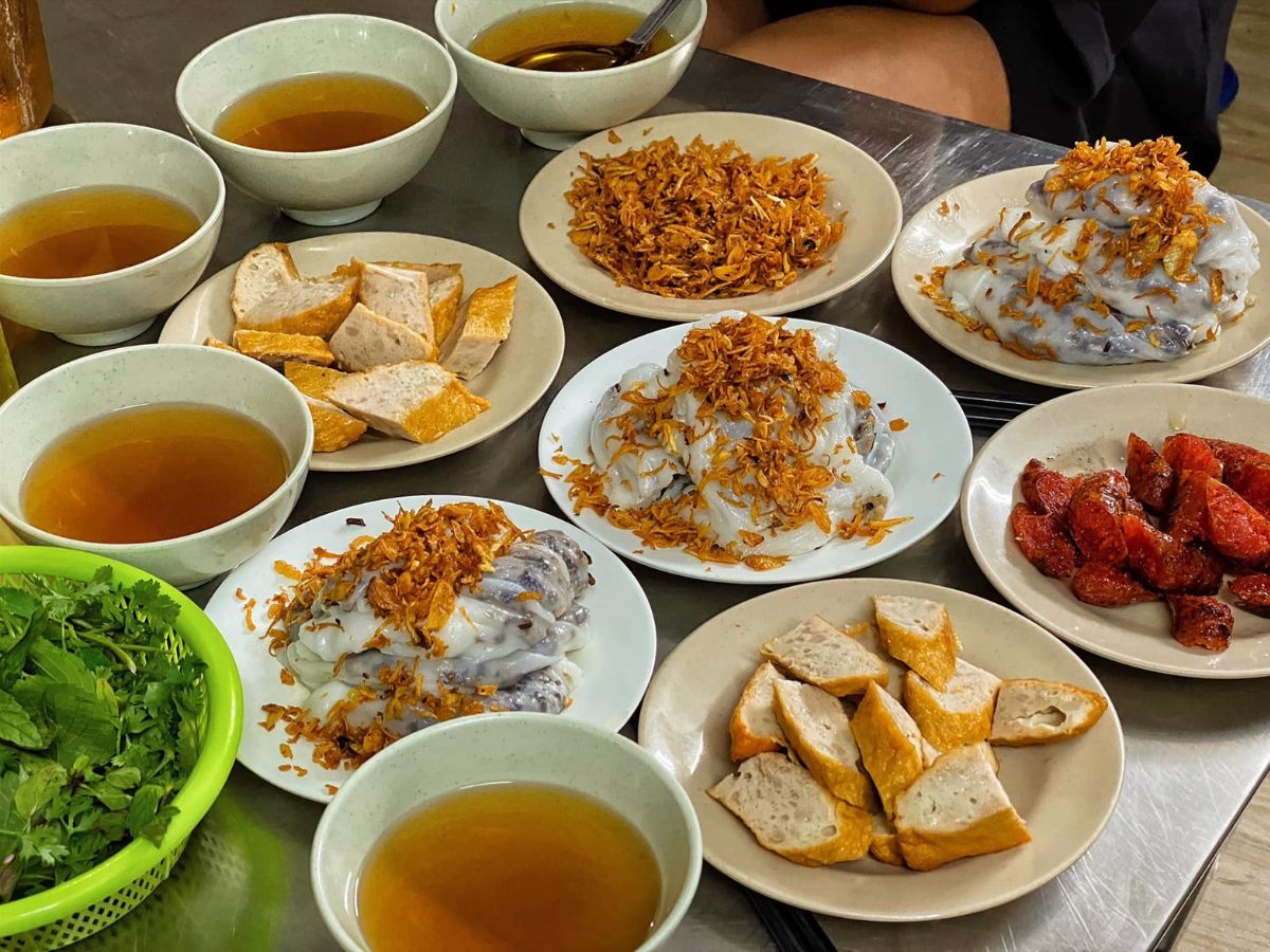 Hương vị bánh cuốn làng Kênh khiến người Thành Nam bồi hồi.