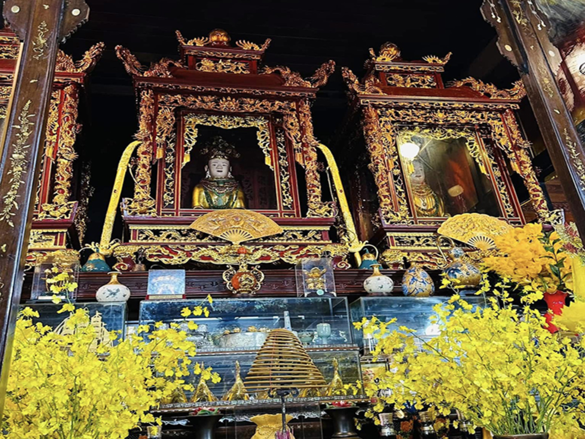 Quần thể Phủ Dầy được xem là trung tâm lớn bậc nhất của tín ngưỡng thờ Mẫu Tam phủ Tứ phủ. (Nguồn: Sưu tầm)