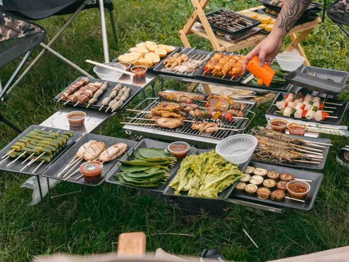 Các món phổ biến khi tổ chức tiệc nướng ngoài trời. (Nguồn: sưu tầm)
