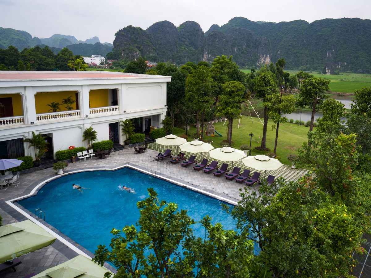 Ninh Binh Hidden Charm Hotel & Resort nhìn từ trên cao. (Nguồn: Sưu tầm)