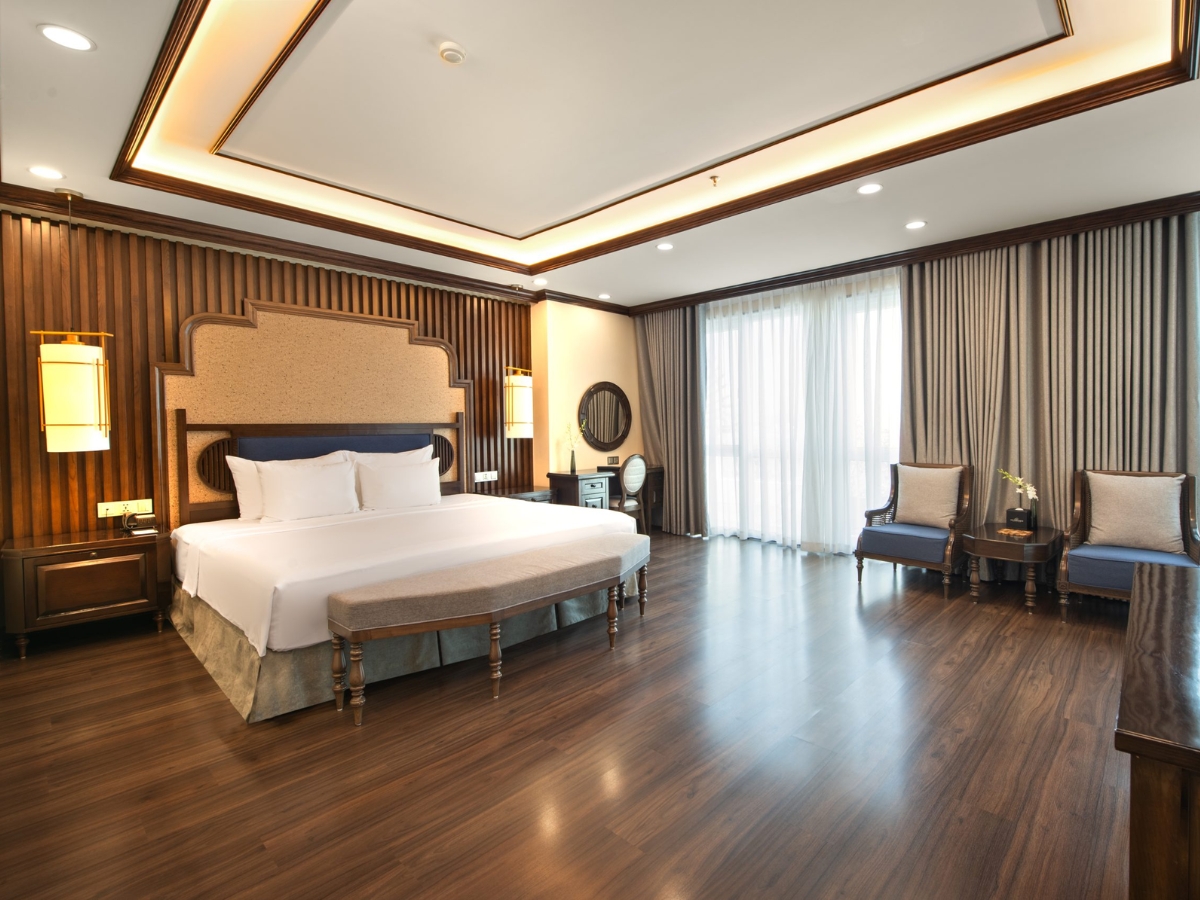 Du khách nên đặt phòng sớm để có được phòng đẹp với giá tốt nhất. (Nguồn: Sưu tầm)
