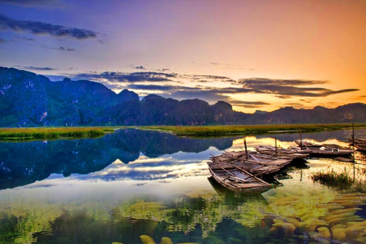 Khung cảnh hoàng hôn tuyệt đẹp tại đầm Vân Long.