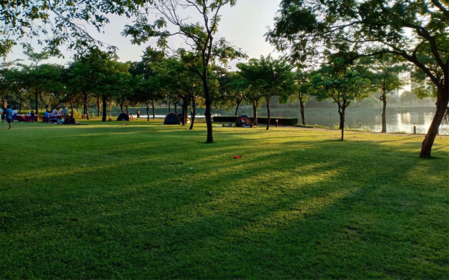 Công viên Yên Sở là địa điểm picnic tránh nóng yêu thích của người dân Thủ đô.