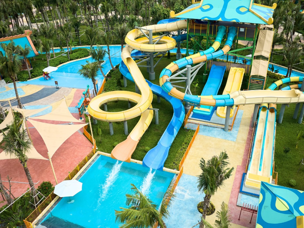 Hệ thống đường trượt rộng lớn và hiện đại Sun World Ha Nam.