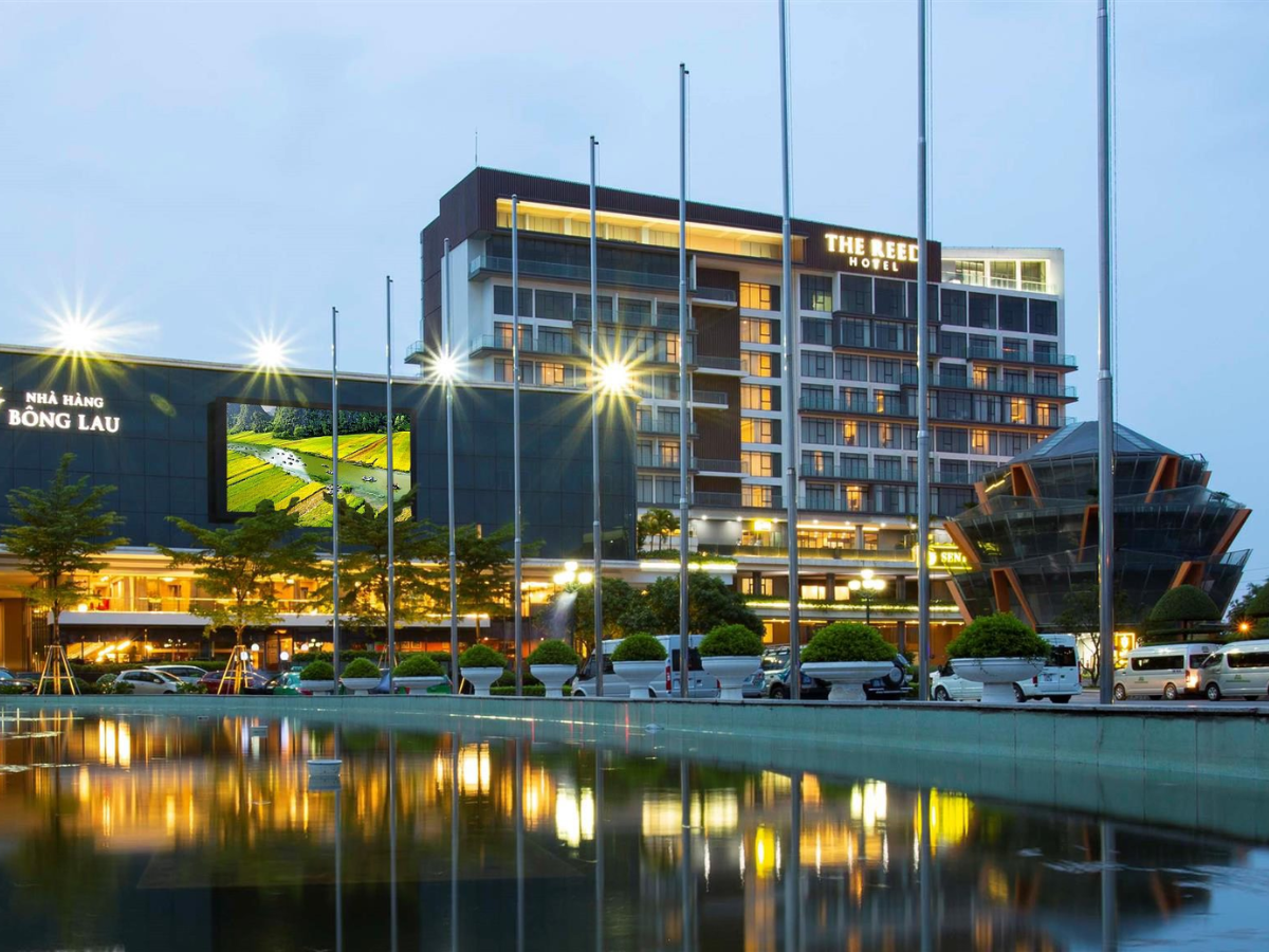 The Reed Hotel Ninh Binh là khách sạn tiêu chuẩn 4 sao quốc tế, nổi bật với vị trí "trái tim" của trung tâm hành chính tỉnh. (Nguồn: Sưu tầm)