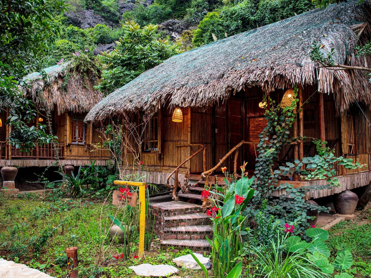 Khuôn viên tại ChezCao Rice Field Ecolodge được bao phủ bởi nhiều cây xanh, tạo nên một hệ sinh thái trong lành. (Nguồn: Sưu tầm)