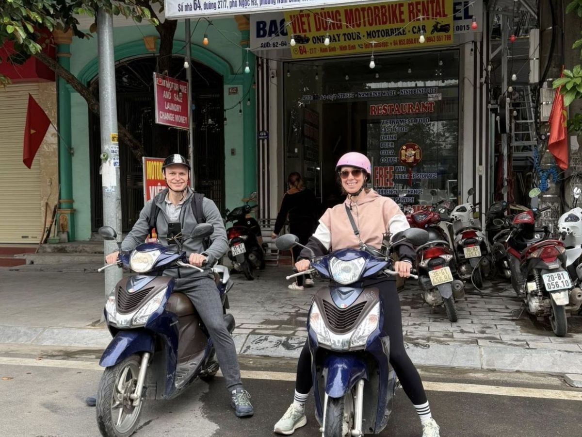 Du khách nên kiểm tra kỹ tình trạng xe và ghi nhận những vết trầy xước có sẵn trước khi bắt đầu hành trình. (Nguồn: Sưu tầm)