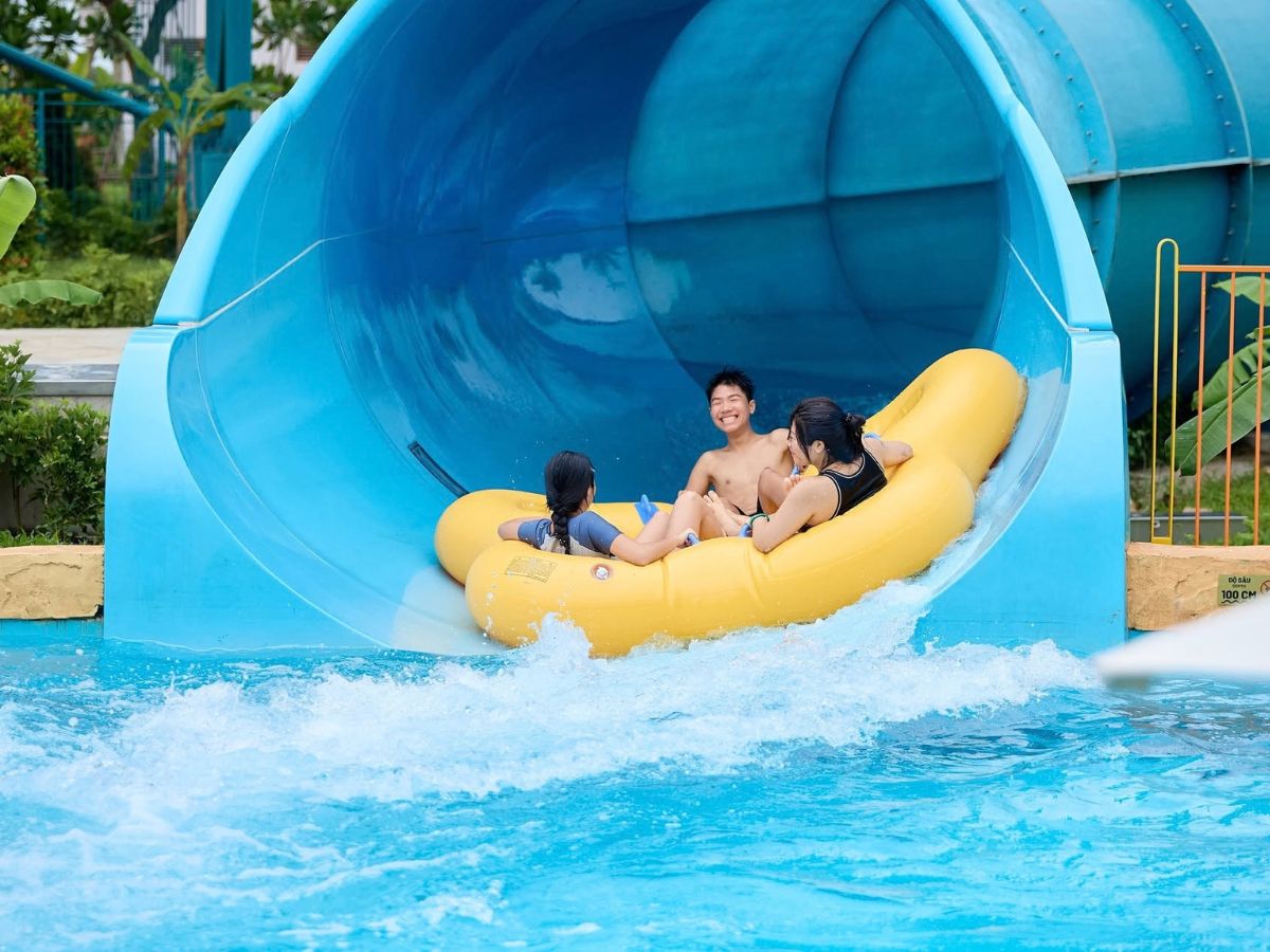 Du khách có thể đi xe máy hay ô tô tự lái thuận tiện đến Sun World Ha Nam để trải nghiệm nhiều hoạt động thú vị. (Nguồn: Sưu tầm)