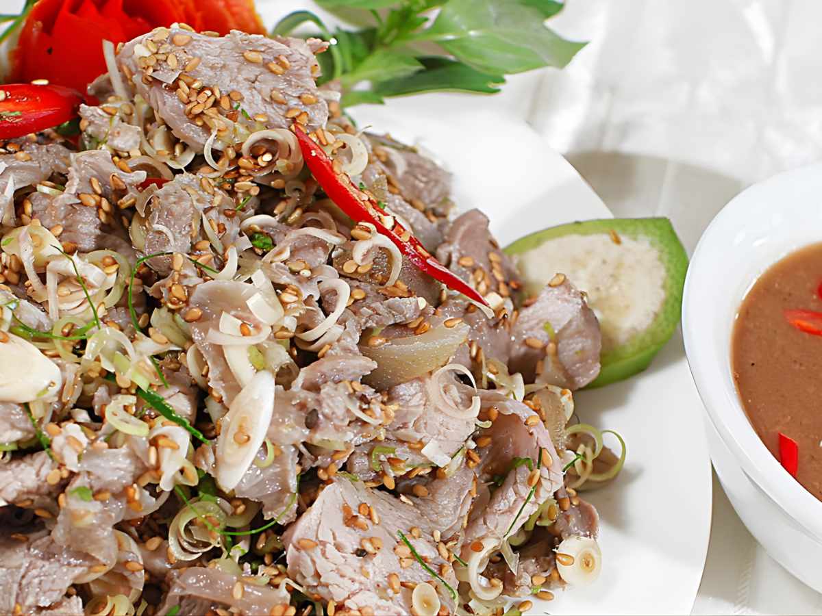 Chi phí ăn uống cũng là một phần không thể thiếu trong tổng ngân sách của chuyến chụp ảnh. (Nguồn: Sưu tầm)