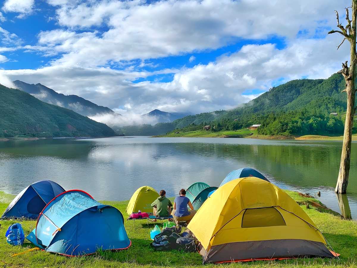 Trải nghiệm cắm trại thiên nhiên giữa không gian yên tĩnh, tận hưởng không khí trong lành. (Nguồn: Sưu tầm)