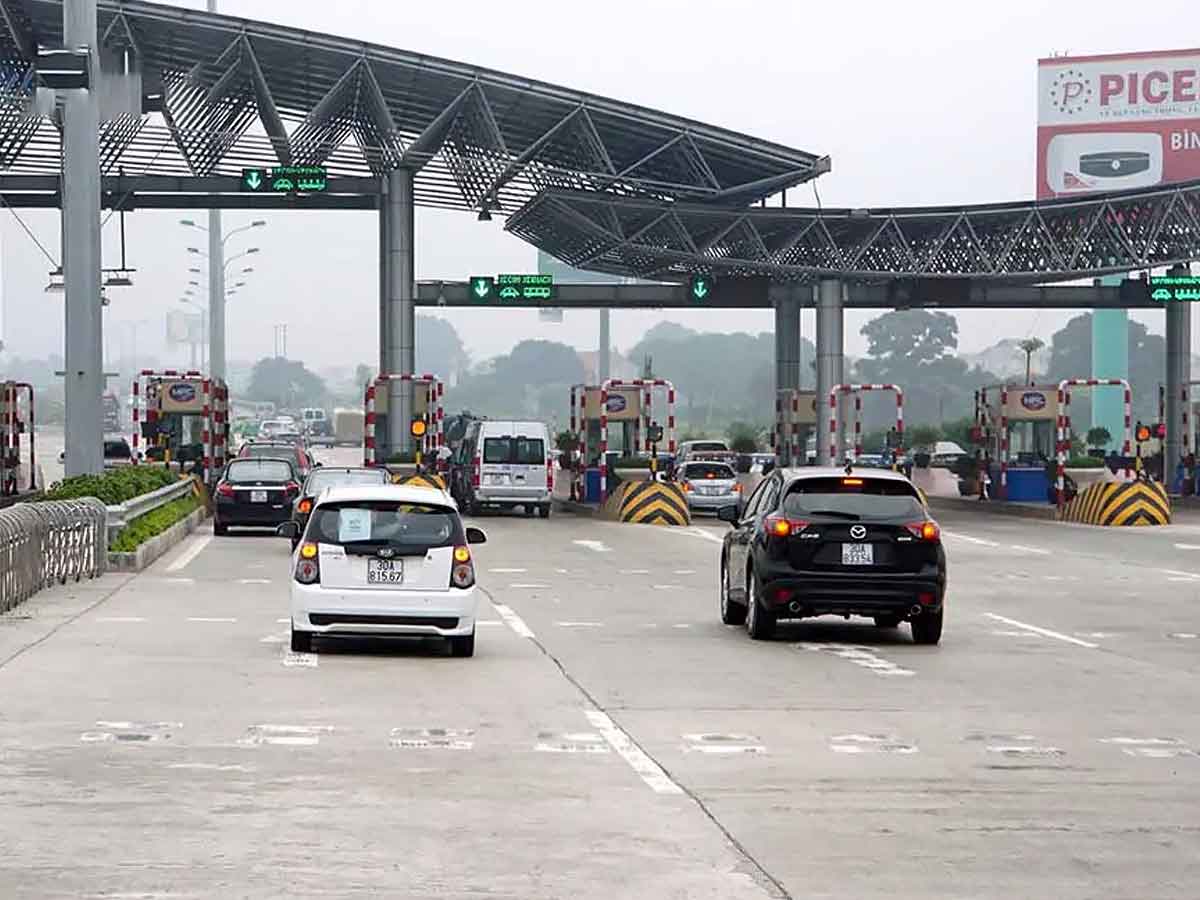 Du lịch Ninh Bình cho gia đình 2/9 trở thành lựa chọn phổ biến nhờ khoảng cách di chuyển ngắn từ Hà Nội. (Nguồn: Sưu tầm)