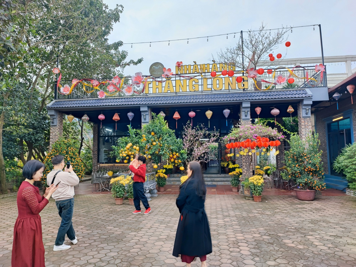 Du khách có thể ghé nhà hàng bất cú ngày nào trong tuần. (Nguồn: Sưu tầm)