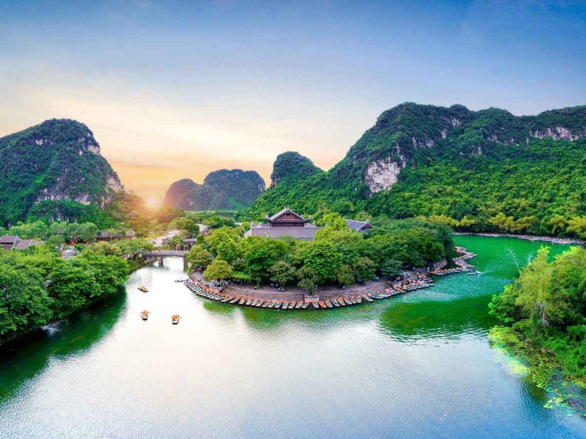 Du khách có thể kết hợp ghé Cố đô Hoa Lư – Tràng An – Hang Múa trong 1 ngày để tối ưu trải nghiệm. (Nguồn: Sưu tầm)
