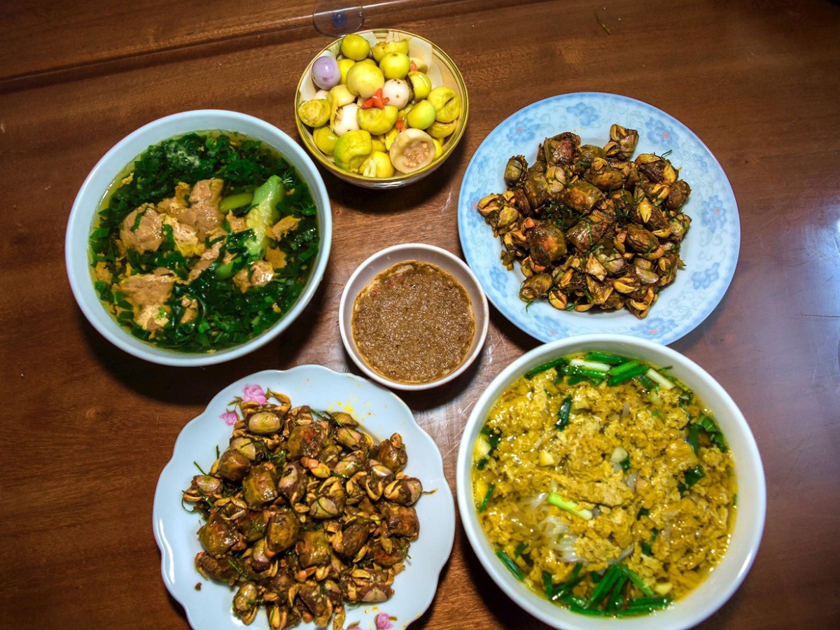 Mắm cáy là món ăn không thể “vắng mặt” trong mâm cơm của người dân Bình Lục.