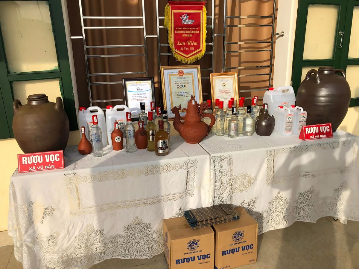 Vọc Long Tửu vinh dự được vinh danh tại các hội chợ, triển lãm quốc gia.