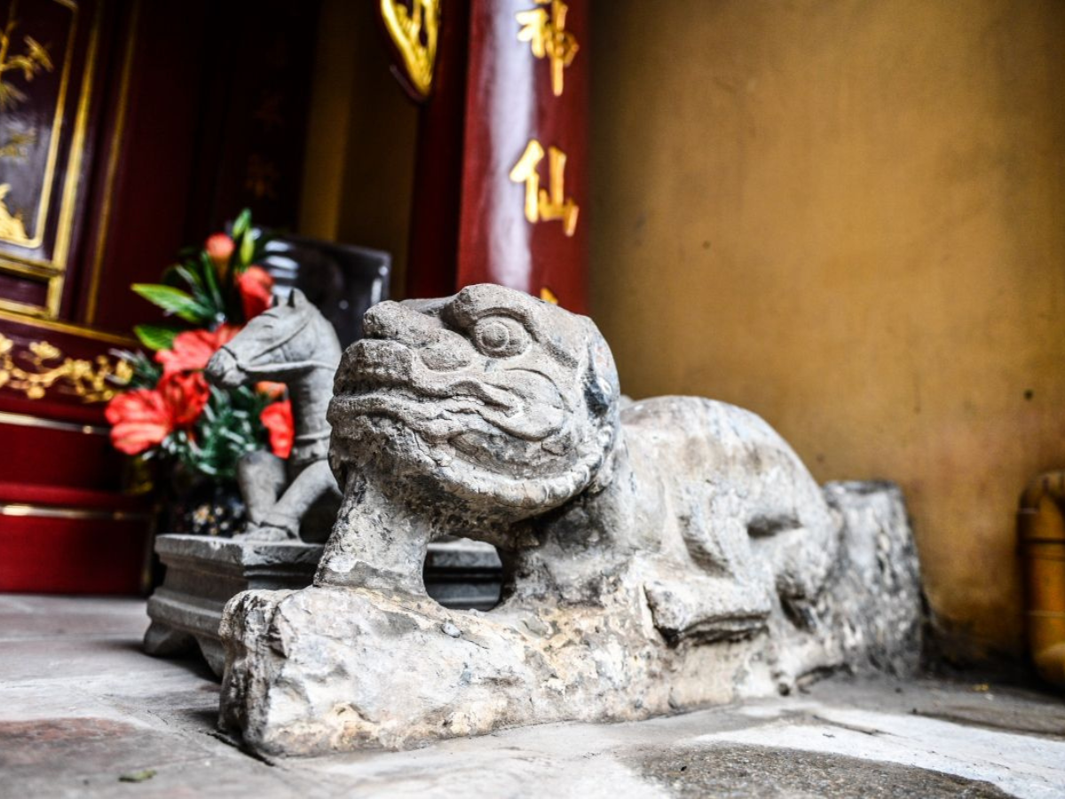 Kiến trúc đền thờ gây ấn tượng bởi độ tinh xảo.