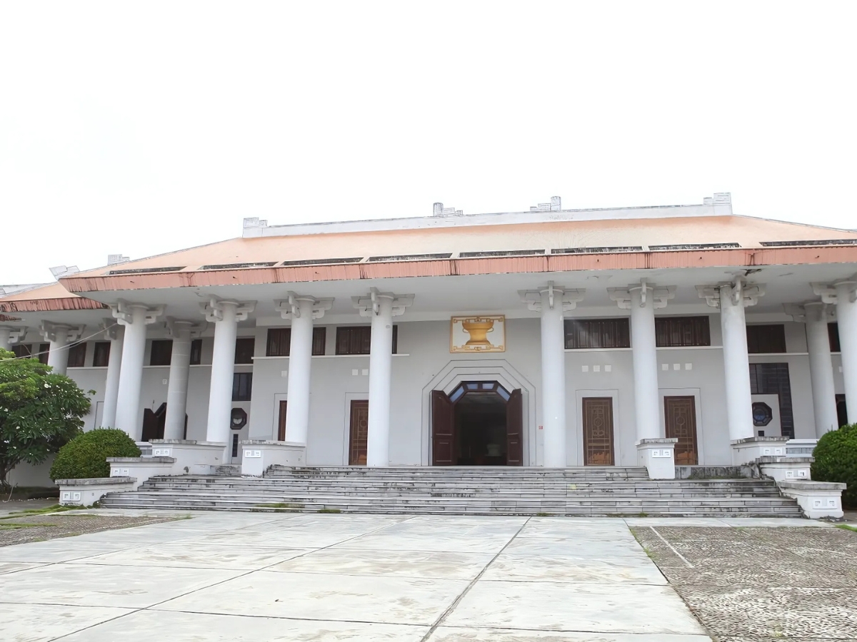 Bảo tàng Hà Nam là điểm đến lý tưởng cho những người yêu thích tìm hiểu về lịch sử và văn hóa.