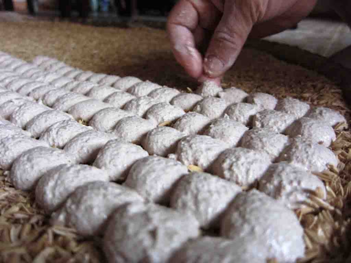 Mỗi gia đình lại có 1 công thức ủ men rượu riêng.