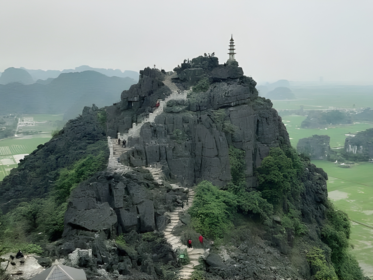 Kết hợp khám phá Động Mã Tiên Ninh Bình.