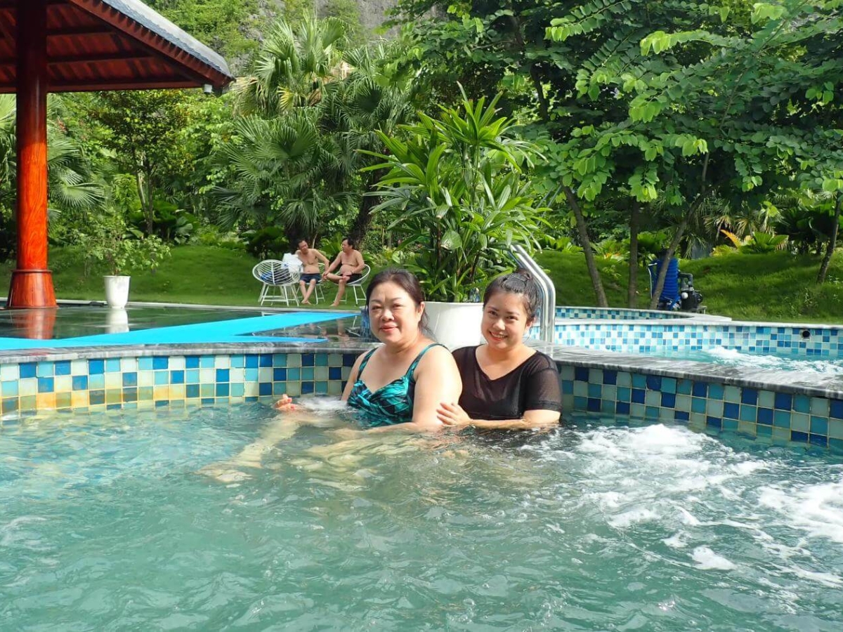 Tắm khoáng suối nóng mang lại nhiều lợi ích cho sức khỏe